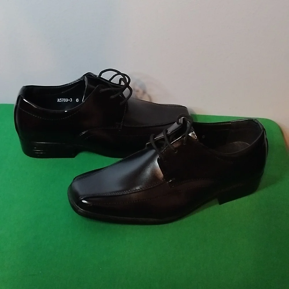 Boys Black Dress Shoes
